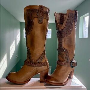 Freebird Cormac Heeled Boots size 9